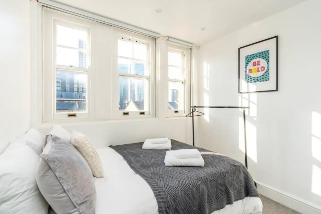 3 X Bedroom Riverside Flat With Hot Tub On Roof Terrace London Exterior foto